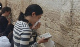 和娱乐吃瓜君合拍,揭秘娱乐圈幕后故事！