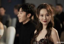 姨太扒娱乐吃瓜吃到自己,从吃瓜到自扒，一场娱乐圈的狂欢盛宴